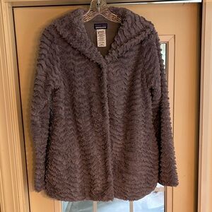 Patagonia Women's Textured Gray Teddy Jacket